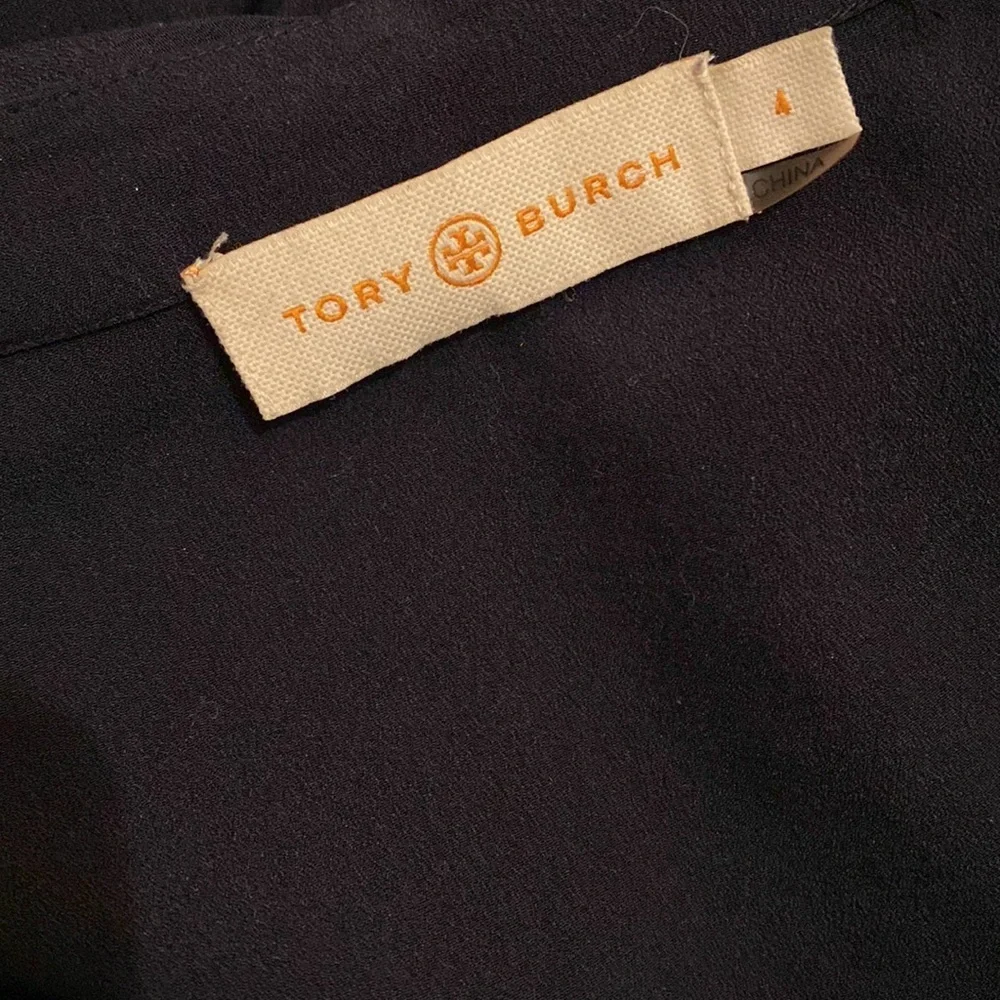 Tory Burch Dark Blue Sleeveless Blouse . Size 4